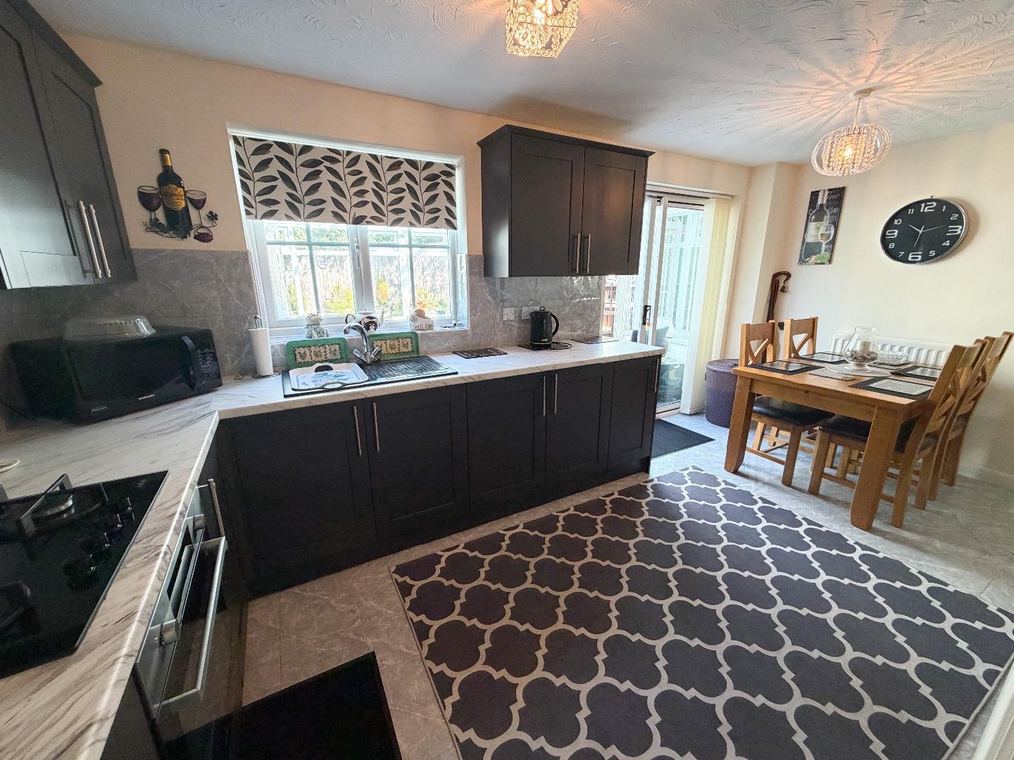 Clos Castell Newydd, Bridgend County Borough, CF31 5DR